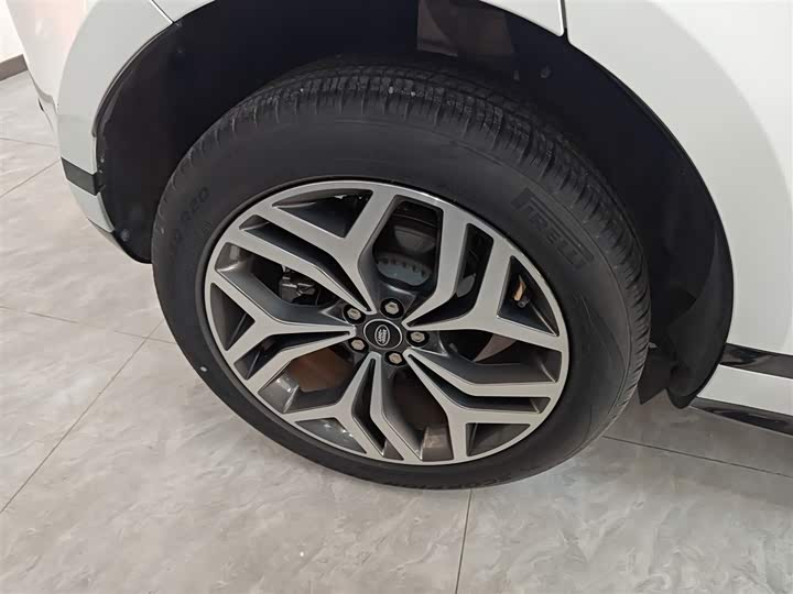 Фото 26 - Land Rover Range Rover Evoque L