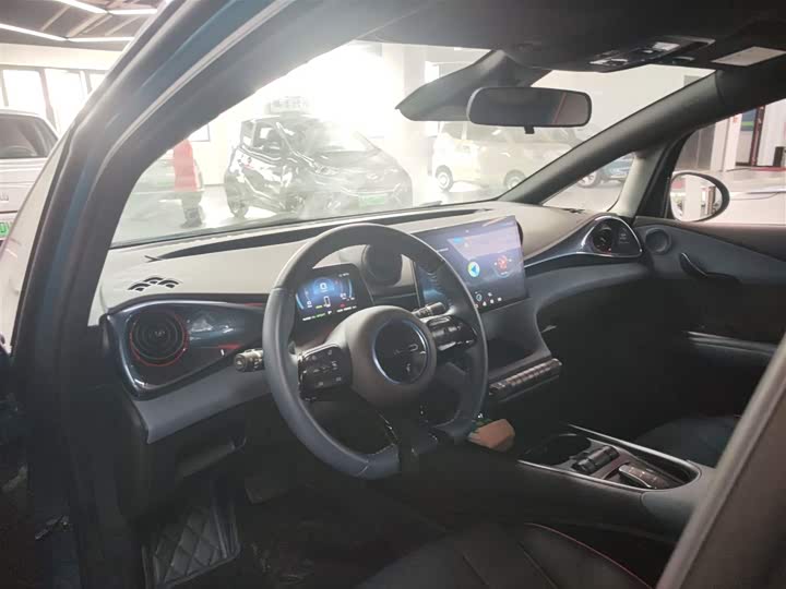 Фото 10 - BYD Dolphin