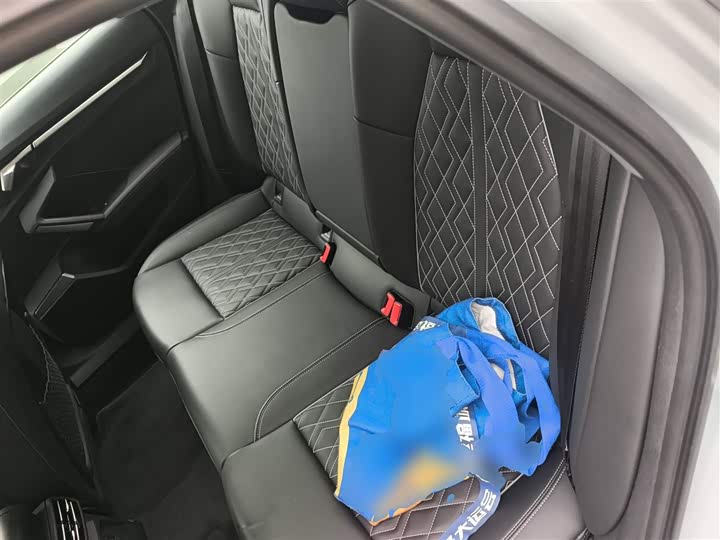 Фото 17 - Audi A3