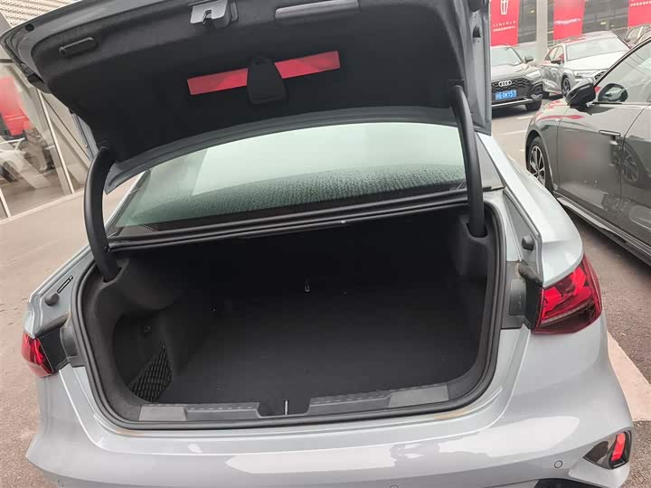 Фото 19 - Audi A3