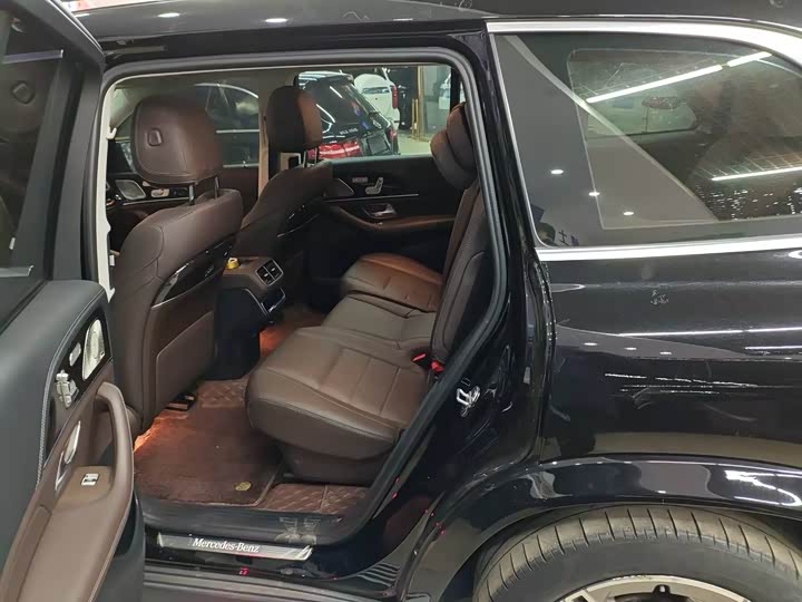 Фото 10 - Mercedes-Benz GLS-Class