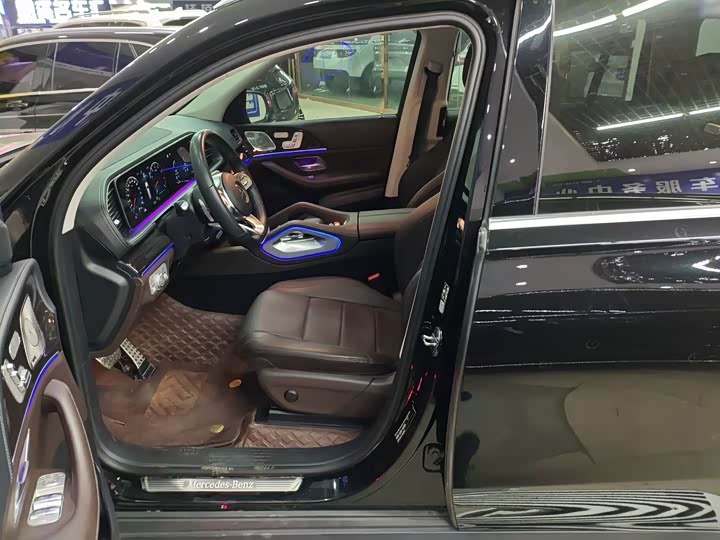 Фото 9 - Mercedes-Benz GLS-Class