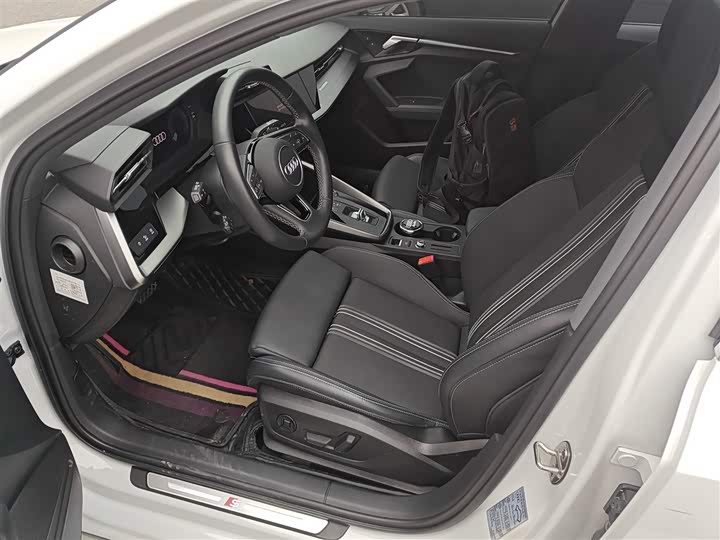 Фото 15 - Audi A3