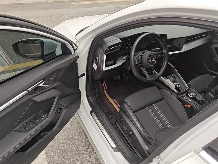 Фото 16 - Audi A3