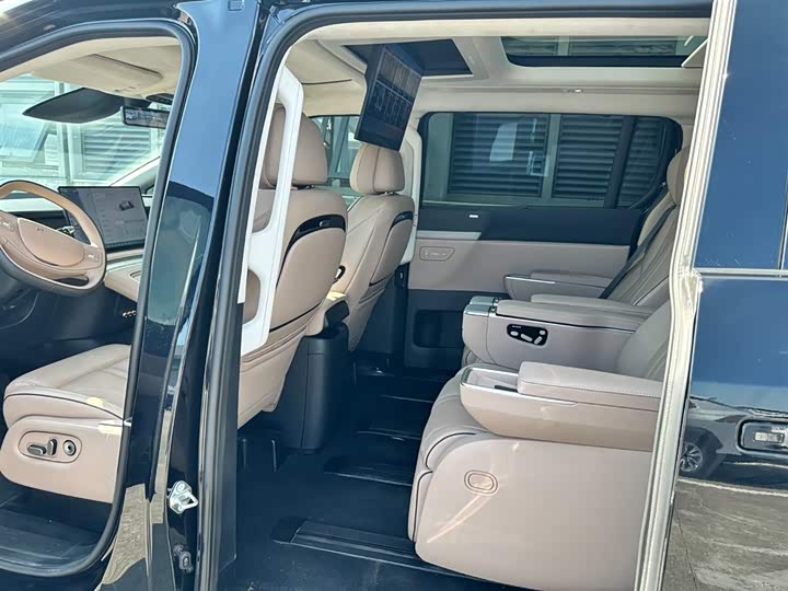 Фото 6 - XPeng X9