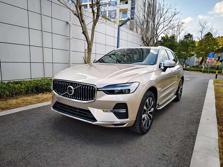 Фото 1 - Volvo XC60