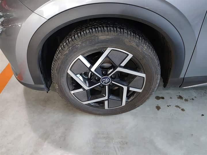 Фото 23 - BYD Yuan Plus