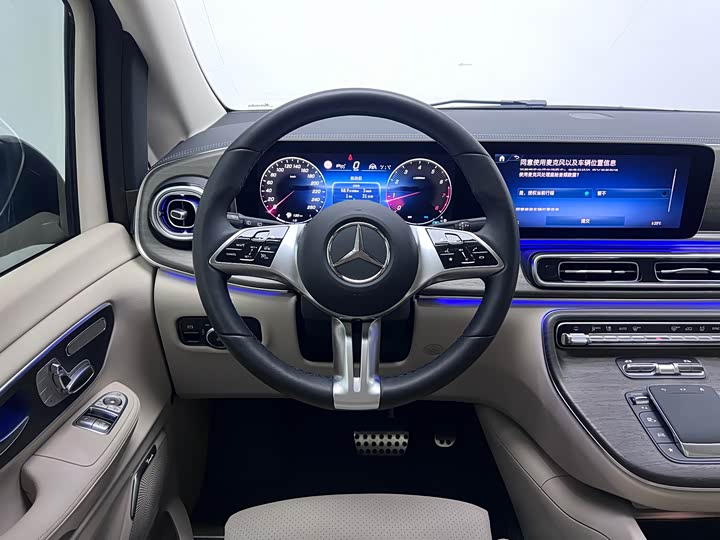 Фото 6 - Mercedes-Benz V-Class