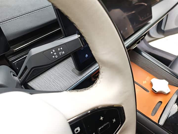 Фото 14 - Dongfeng Yipai eπ 007