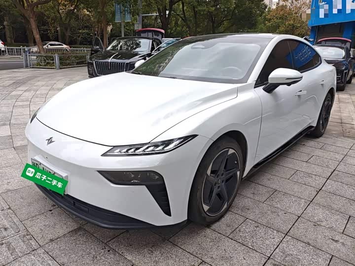 Фото 2 - Dongfeng Yipai eπ 007