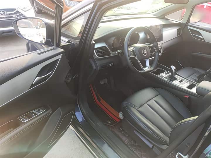 Фото 16 - BYD Song Max