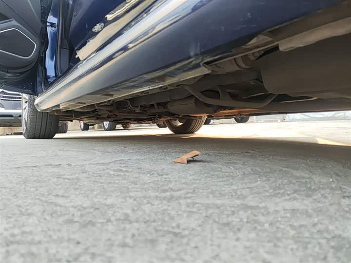 Фото 22 - BYD Song Max