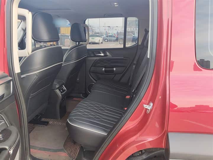 Фото 17 - Tank 300