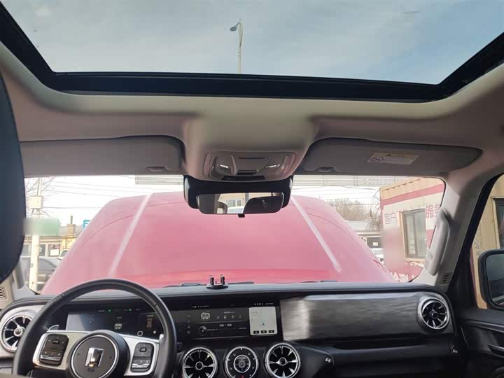 Фото 18 - Tank 300