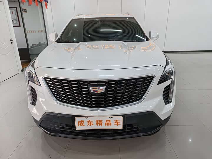 Фото 2 - Cadillac XT4