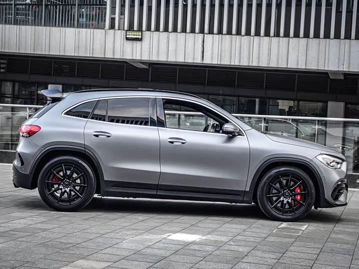 Фото 7 - Mercedes-Benz GLA-Class AMG