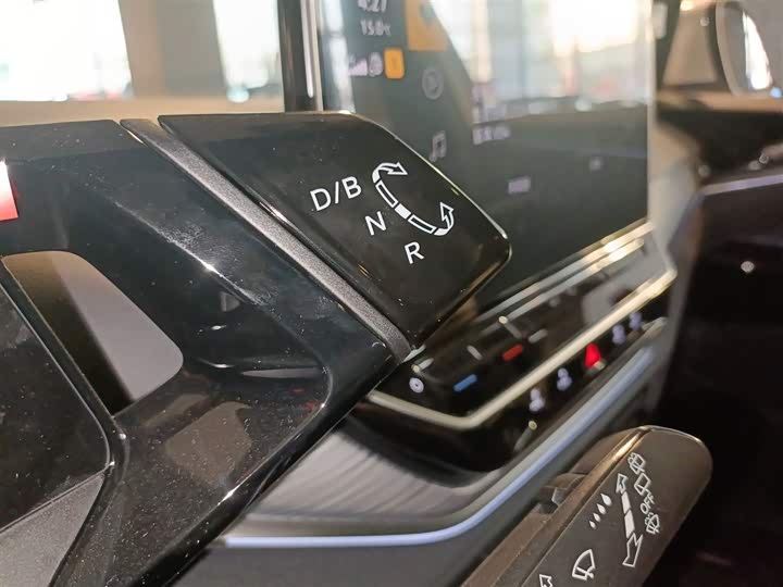 Фото 14 - Volkswagen ID.4 Crozz