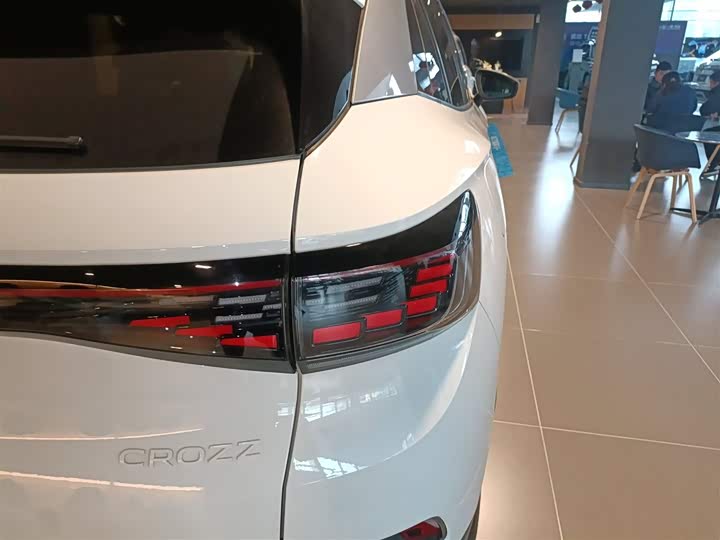 Фото 8 - Volkswagen ID.4 Crozz