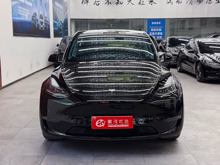 Фото 2 - Tesla Model Y