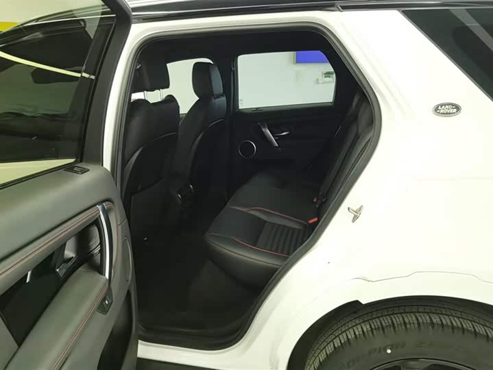 Фото 11 - Land Rover Discovery Sport