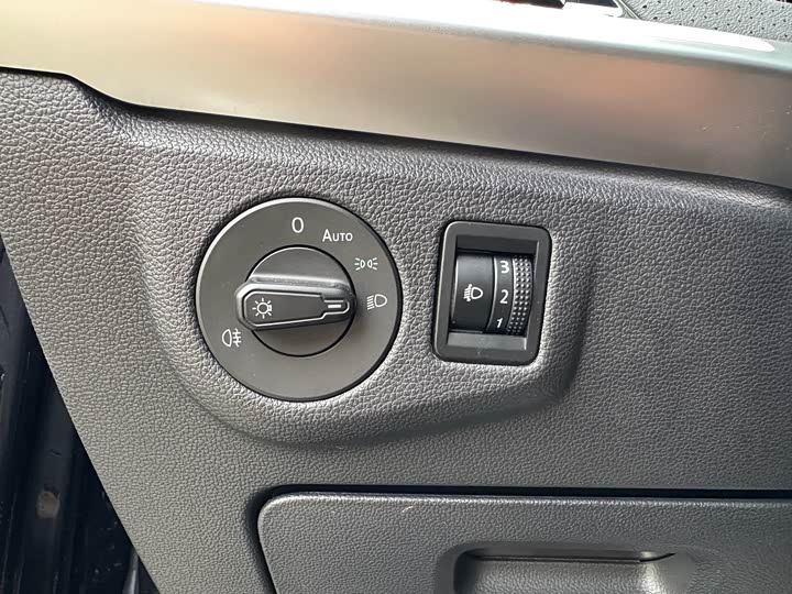 Фото 16 - Volkswagen Lavida