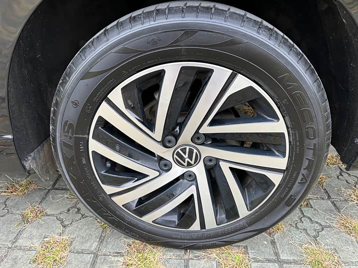 Фото 18 - Volkswagen Lavida