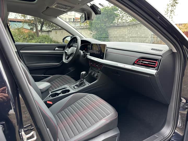 Фото 8 - Volkswagen Lavida