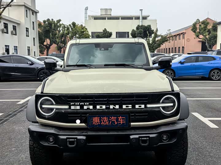 Фото 2 - Ford Bronco
