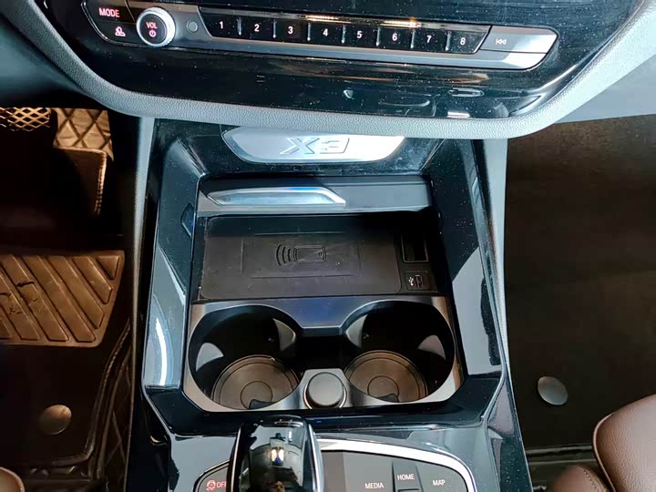 Фото 15 - BMW X3