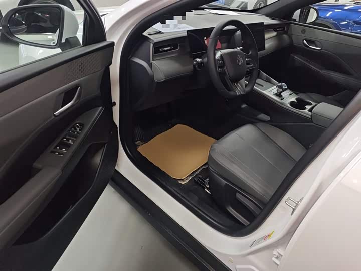 Фото 15 - BYD Qin Plus