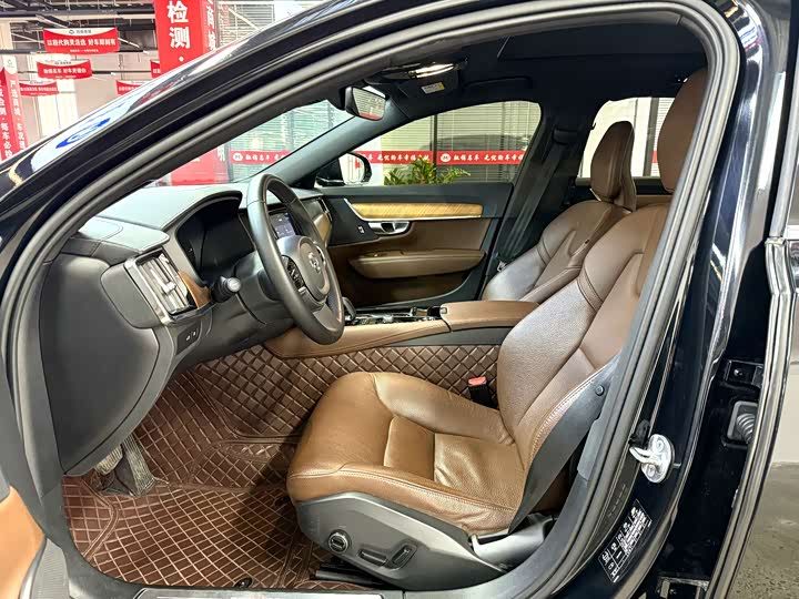 Фото 5 - Volvo S90 Hybrid