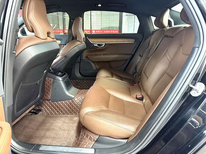 Фото 6 - Volvo S90 Hybrid