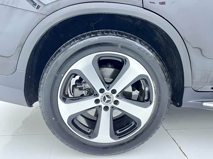 Фото 26 - Mercedes-Benz GLC-Class