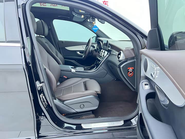 Фото 9 - Mercedes-Benz GLC-Class