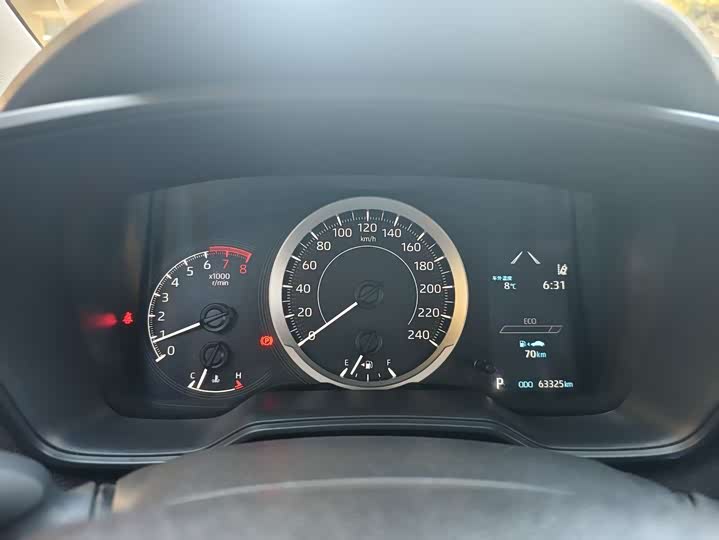 Фото 6 - Toyota Corolla