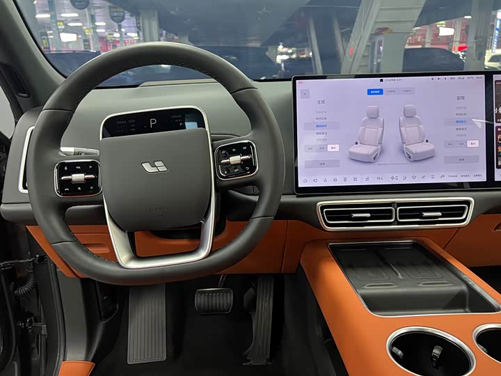 Фото 15 - LiXiang L7