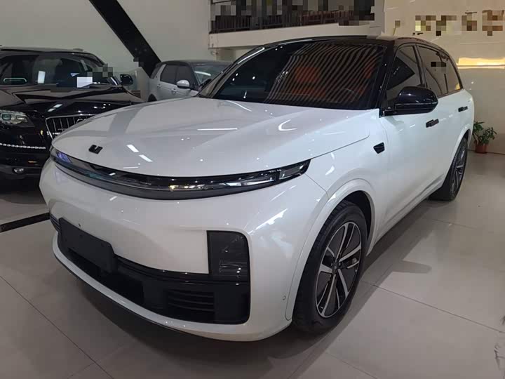 Фото 2 - LiXiang L7