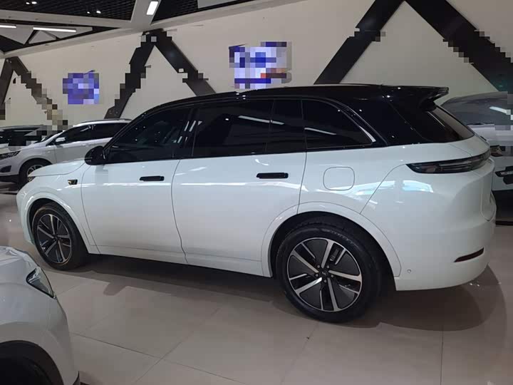 Фото 5 - LiXiang L7