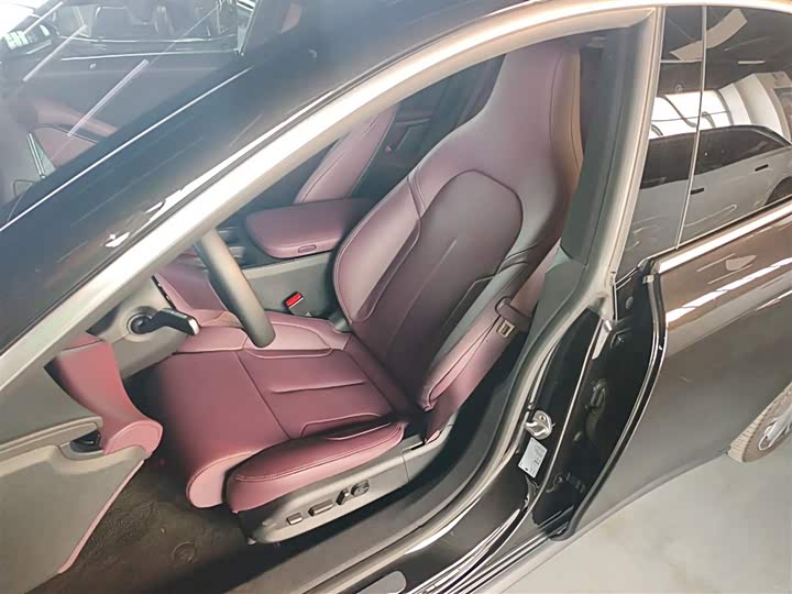 Фото 15 - Nio ET5T