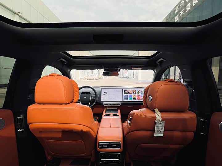 Фото 10 - LiXiang L7