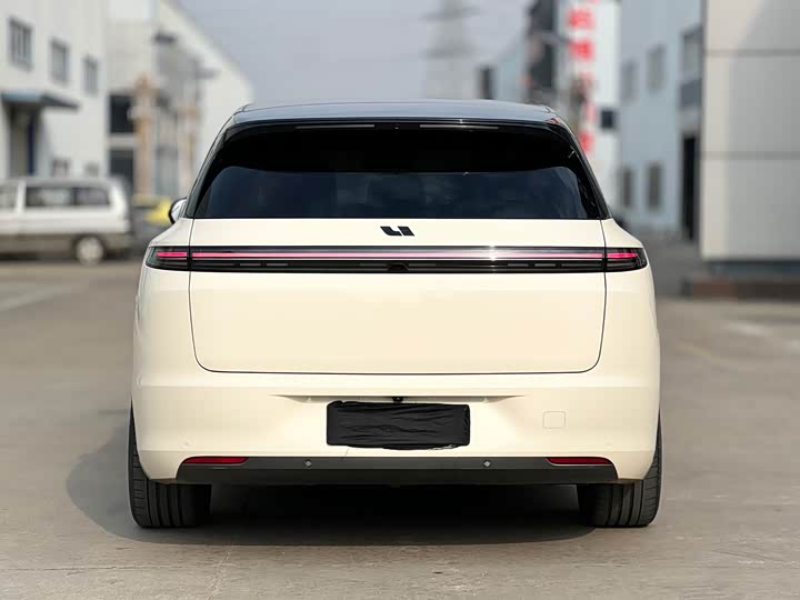 Фото 6 - LiXiang L7