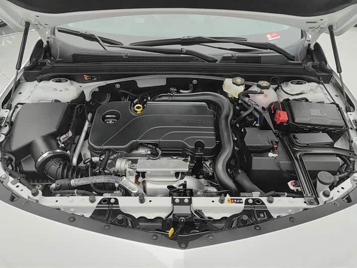 Фото 10 - Chevrolet Malibu XL