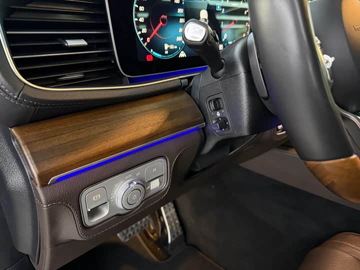 Фото 11 - Mercedes-Benz GLS-Class