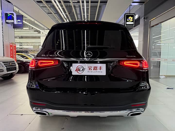 Фото 18 - Mercedes-Benz GLS-Class