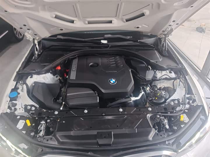 Фото 20 - BMW 3 Series