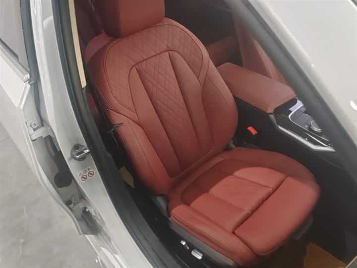 Фото 25 - BMW 3 Series