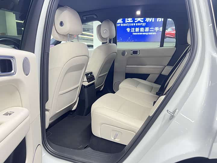 Фото 6 - LiXiang L6