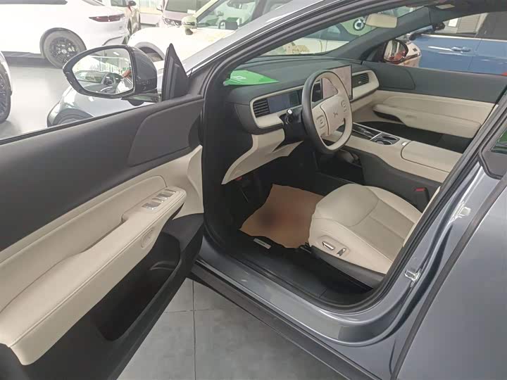 Фото 16 - XPeng G6