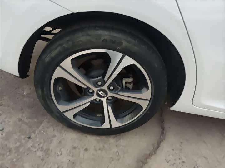 Фото 26 - Chery Arrizo 5