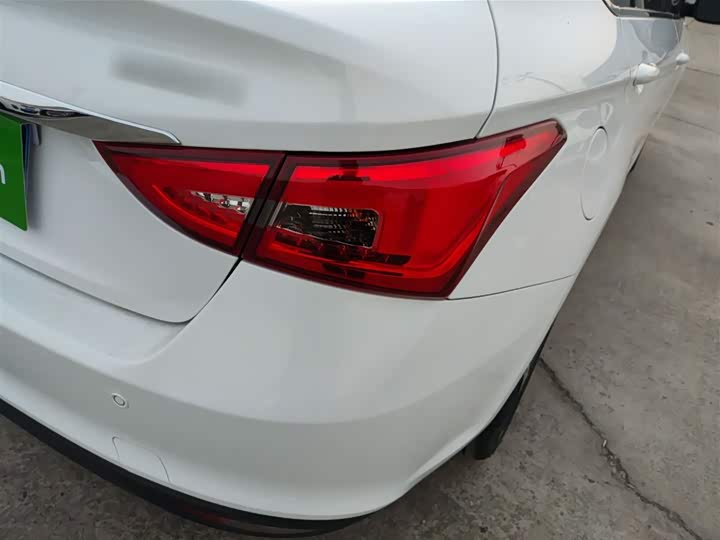 Фото 8 - Chery Arrizo 5